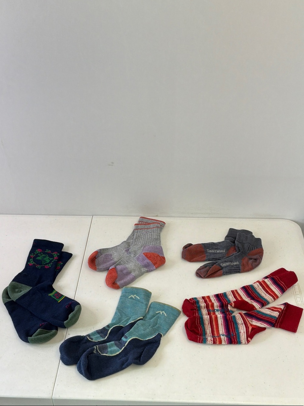 Lot of 5 pairs Smartwool and Darn Tough Socks Women’s Sz S